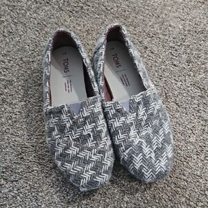 TOMS Herringbone Gray Women's Flats
